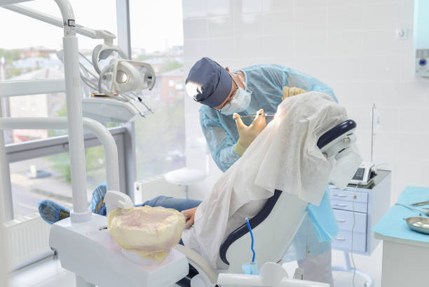 Best Emergency Tooth Extraction in Olga, FL